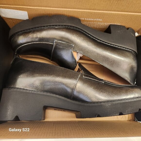 Naturalizer Women's Darry Slip-On Lightweight Lug Sole Heeled Loafer. NIB - Picture 13 of 15